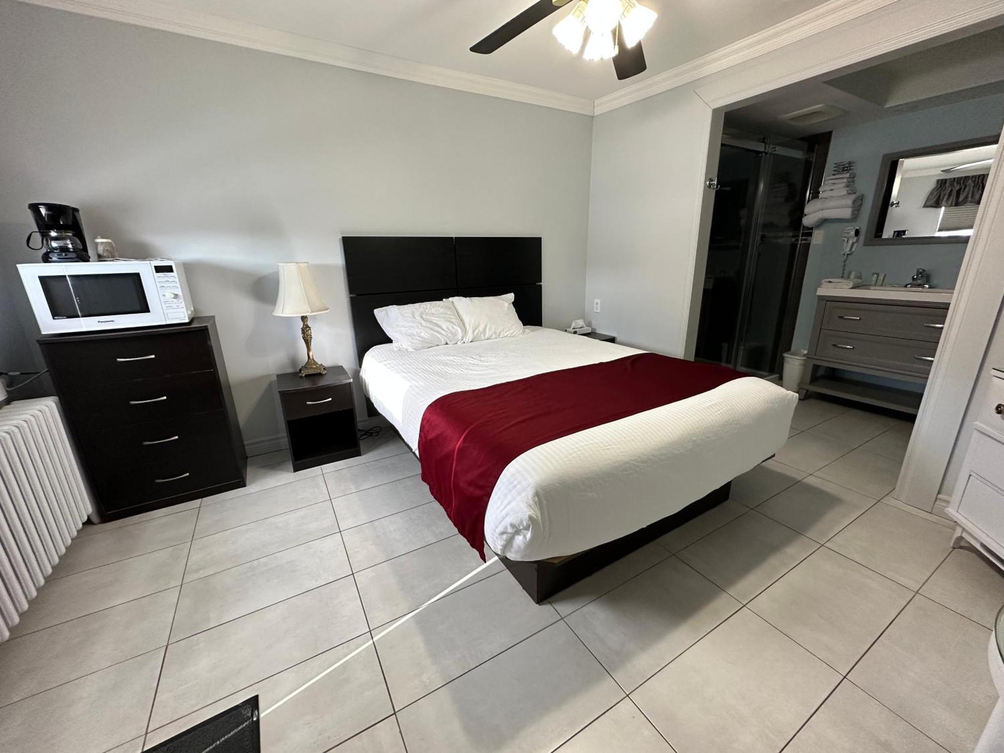 Motel Le Refuge Sherbrooke Ngoại thất bức ảnh