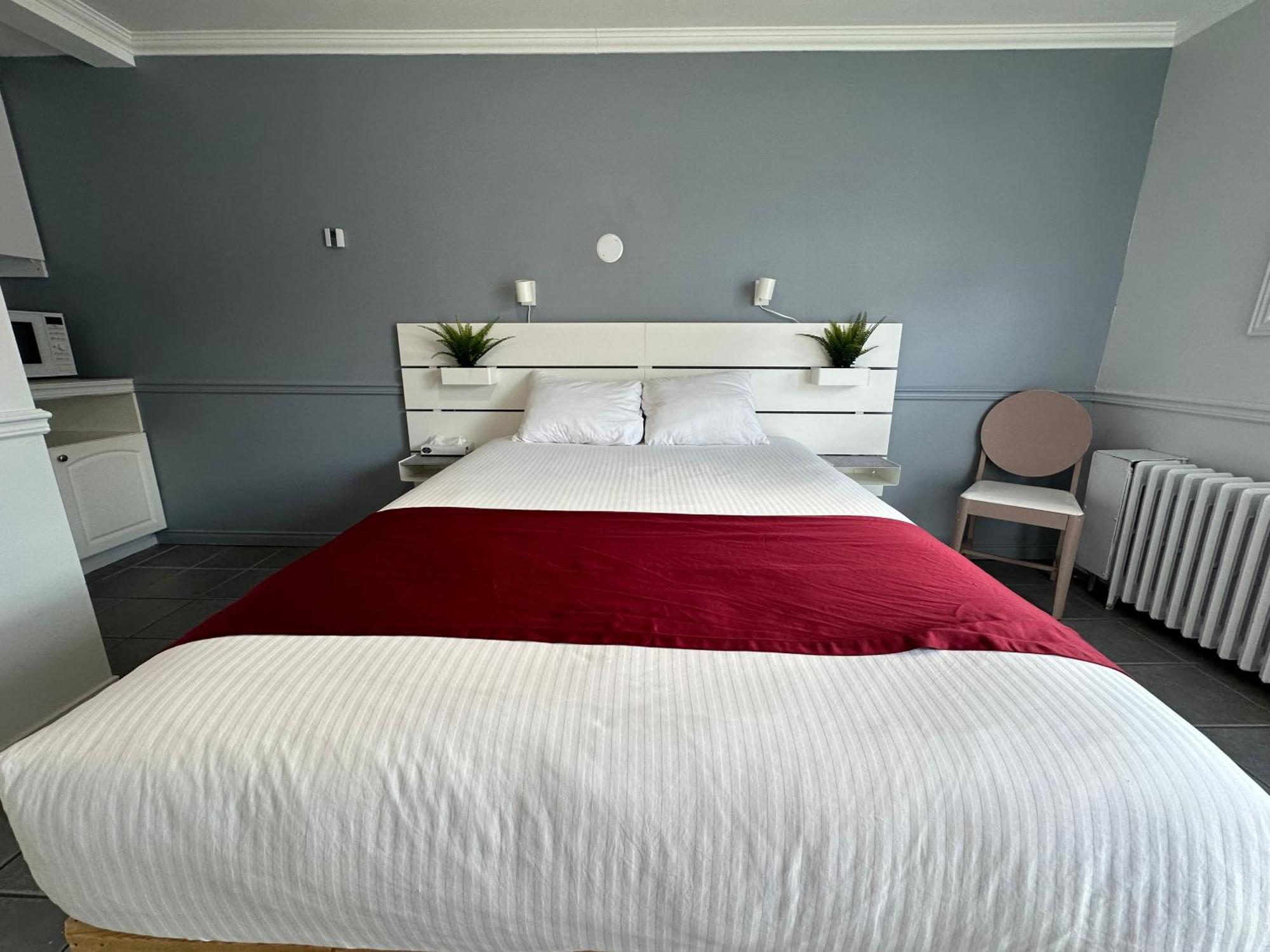 Motel Le Refuge Sherbrooke Ngoại thất bức ảnh