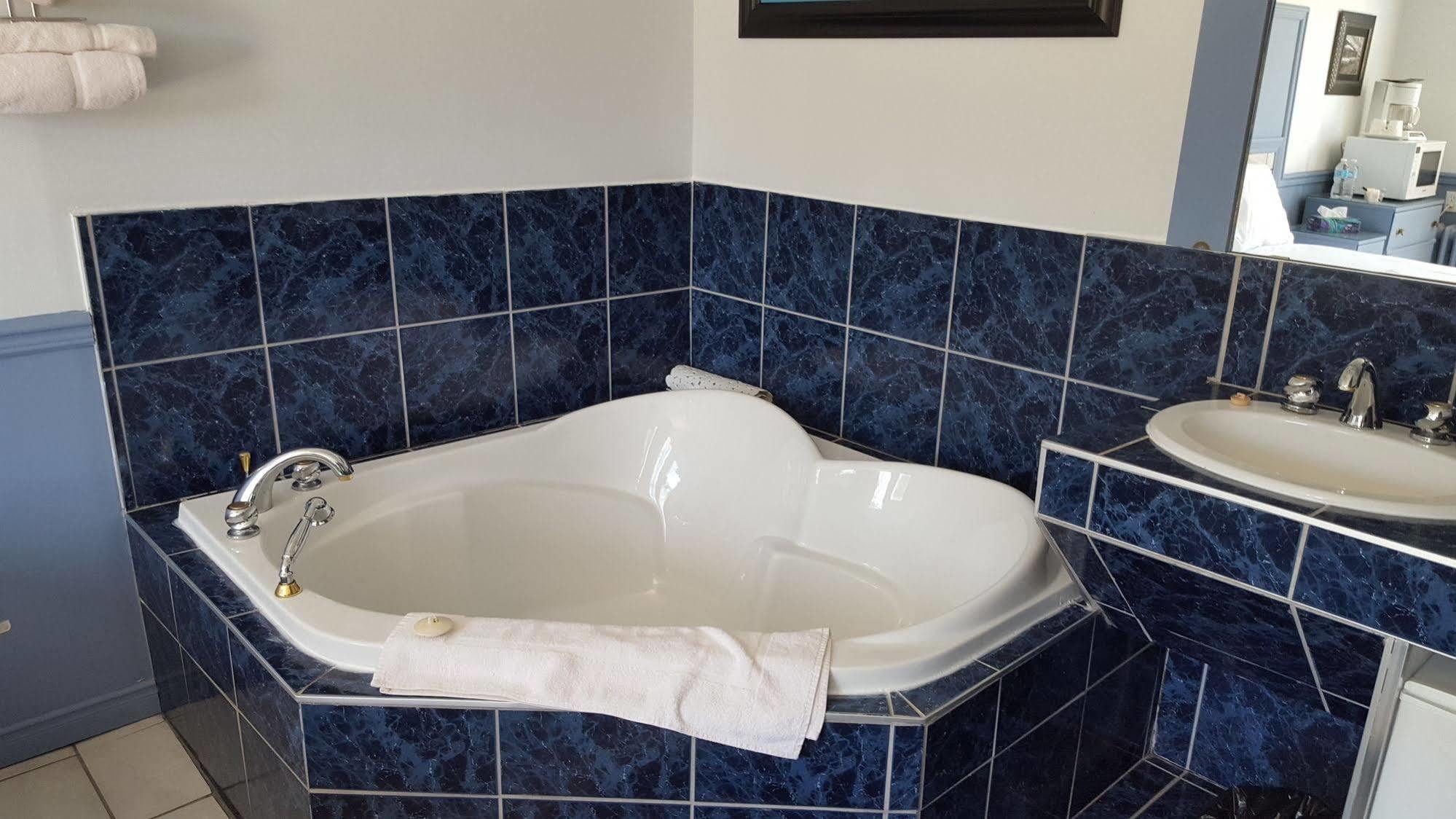 Motel Le Refuge Sherbrooke Ngoại thất bức ảnh